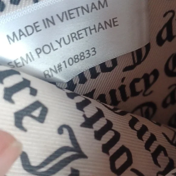 Juicy Couture  Wallet - Picture 15 of 16